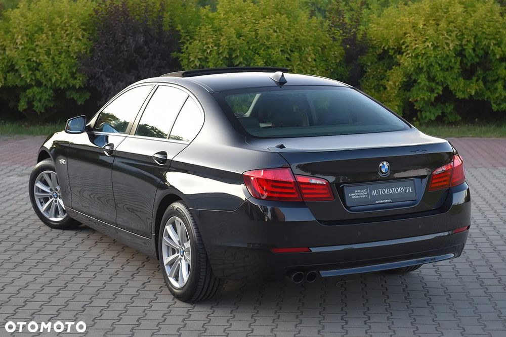 BMW Seria 5 520d - 8