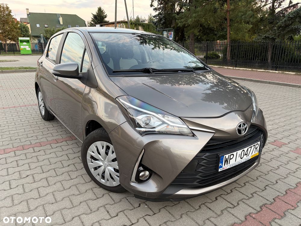 Toyota Yaris 1.0 Premium - 5