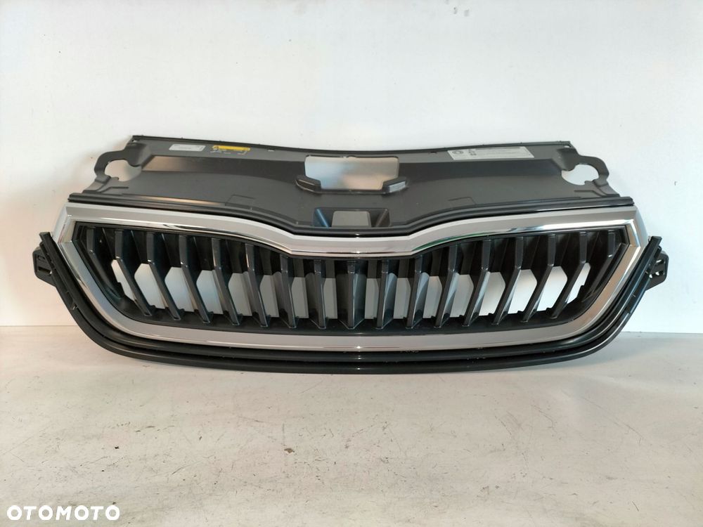 atrapa kratka grill skoda rapid lift ii 20- - 1