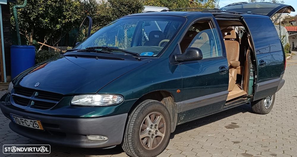 Chrysler Grand Voyager - 4