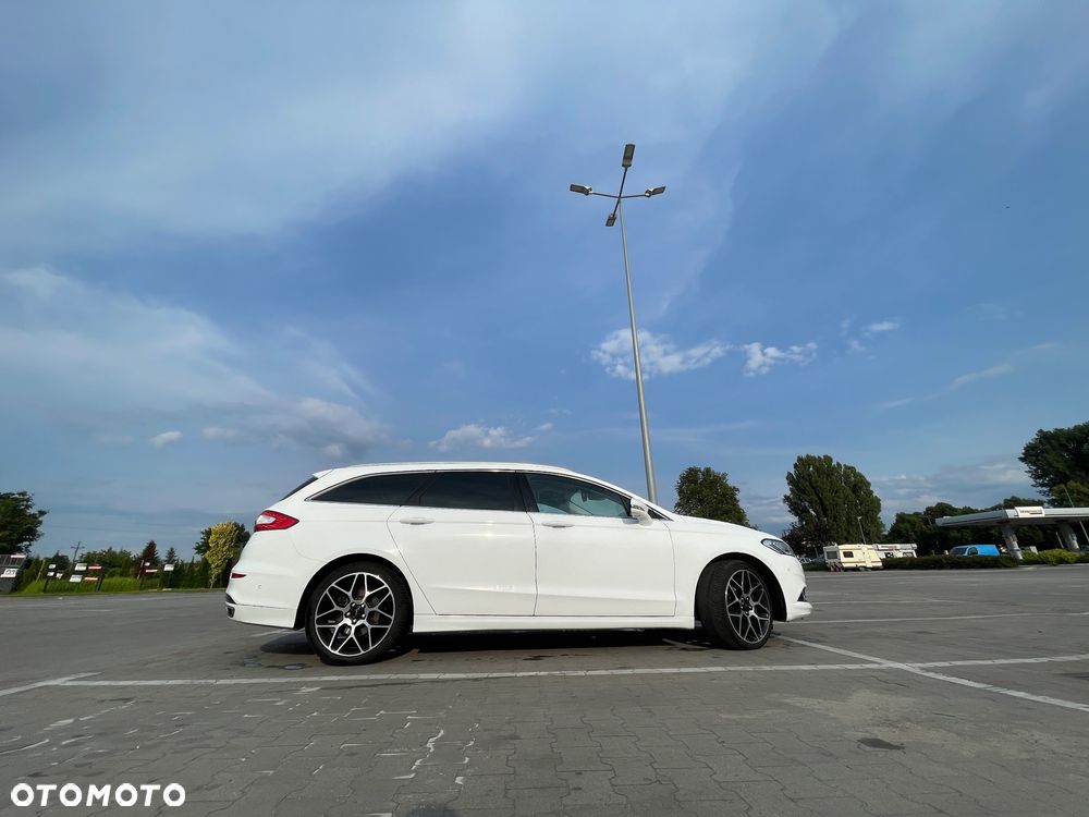 Ford Mondeo 2.0 TDCi Bi-Turbo PowerShift-Aut Titanium - 6