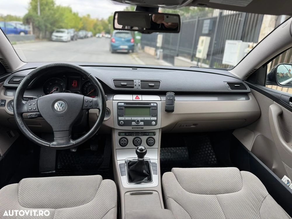 Volkswagen Passat Variant 2.0 TDI Comfortline DPF 4Motion - 5
