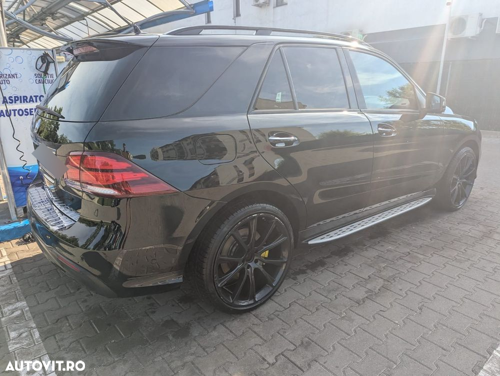 Mercedes-Benz GLE 43 AMG 4MATIC - 17