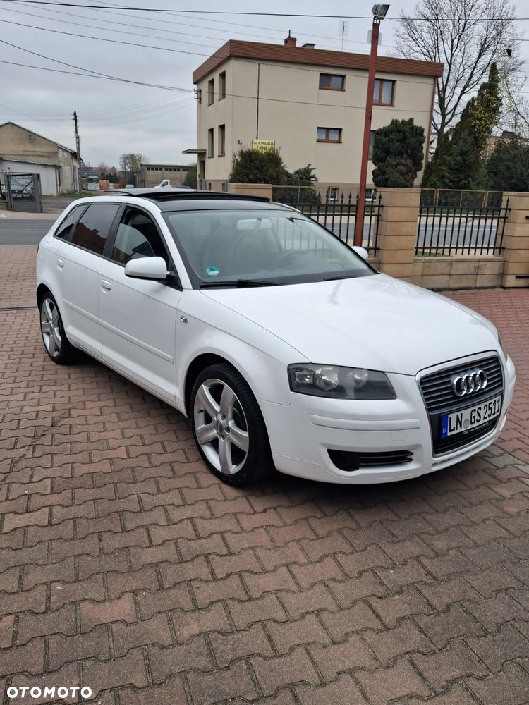 Audi A3 Sportback - 3