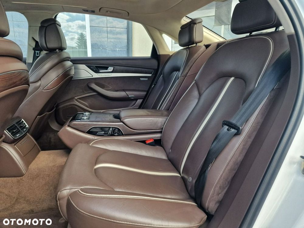 Audi A8 4.2 TDI DPF (clean diesel) quattro tiptronic Lang - 20