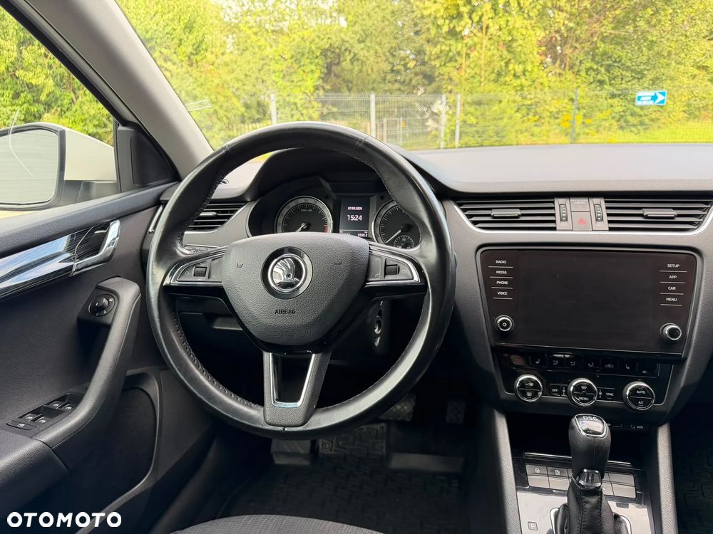 Skoda Octavia 2.0 TDI Style DSG - 17
