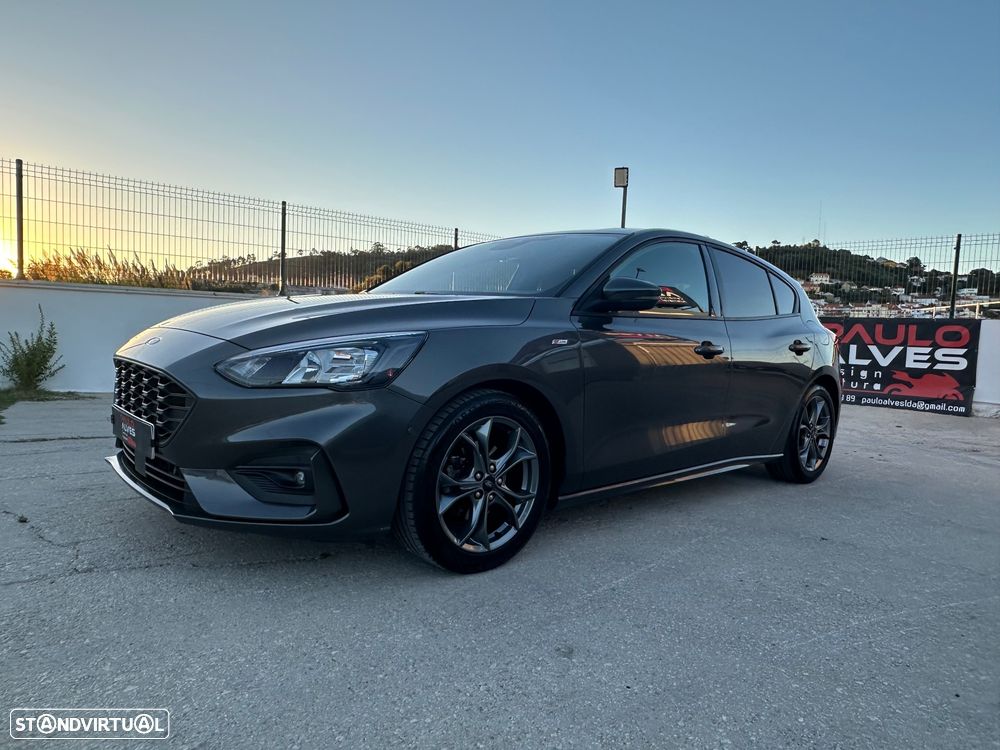 Ford Focus 1.0 EcoBoost MHEV ST-Line - 11