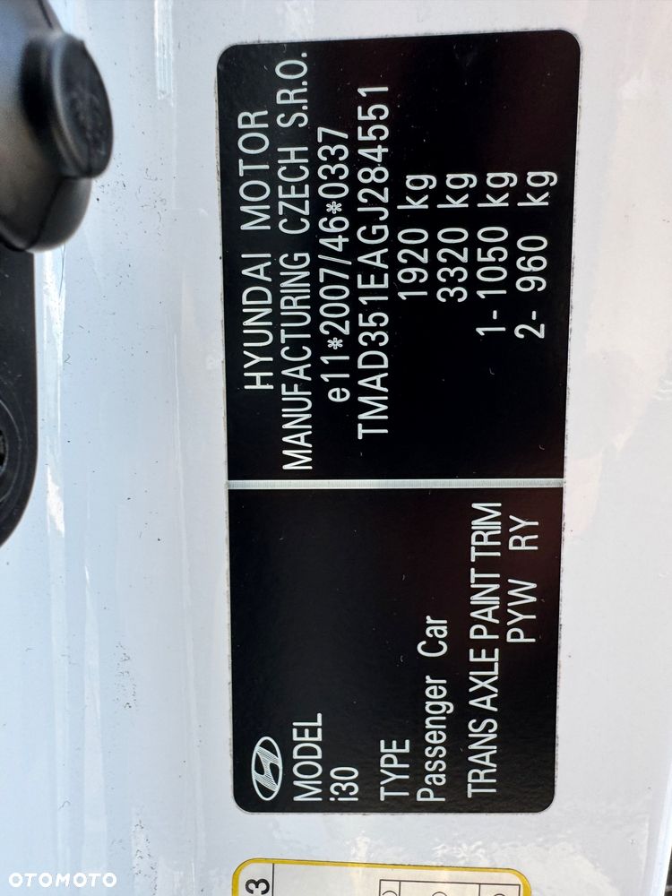 Hyundai i30 1.6 GDI Turbo Luxury - 37