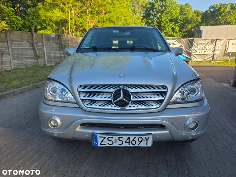 Mercedes-Benz ML 55 AMG - 3