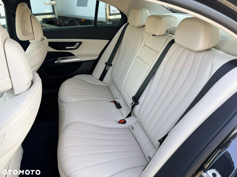 Mercedes-Benz Klasa E - 30