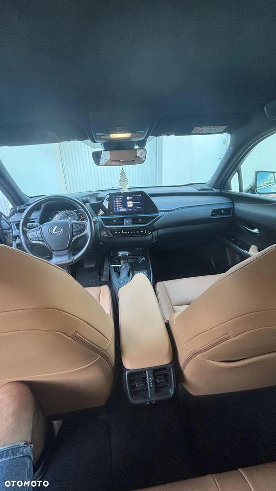 Lexus UX 250h GPF F Sport Design 2WD - 11