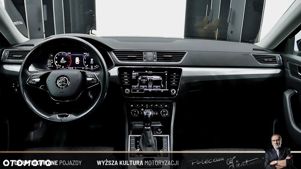 Skoda Superb 2.0 TDI SCR Ambition DSG - 17