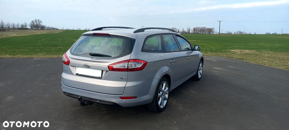 Ford Mondeo 2.0 TDCi Ghia X - 11