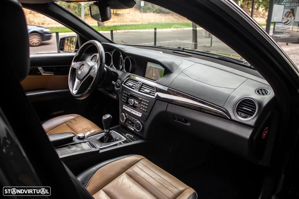 Mercedes-Benz C 220 Station CDI Avantgarde Edition - 10