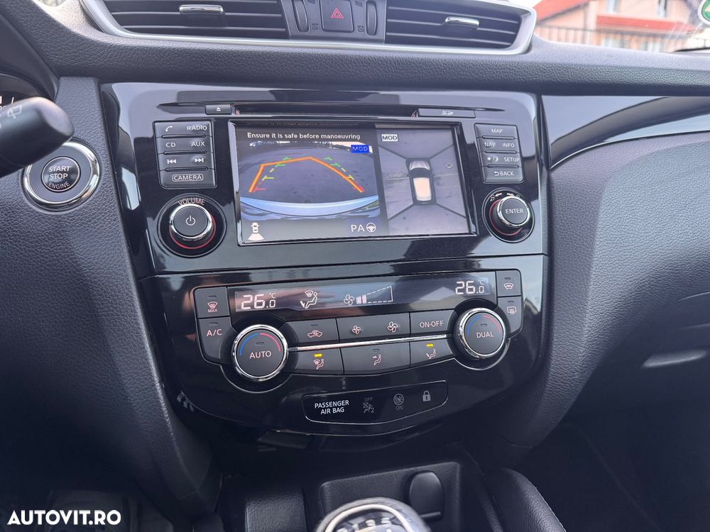 Nissan Qashqai 1.2 DIG-T TEKNA - 32