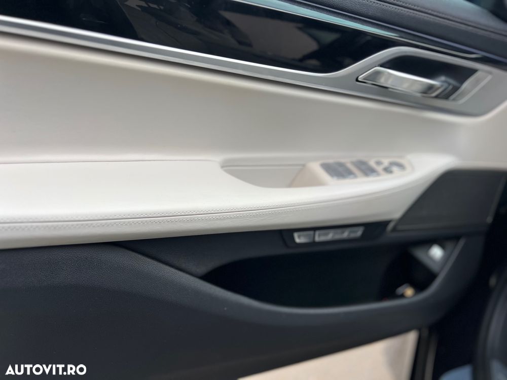 BMW Seria 7 730d - 11