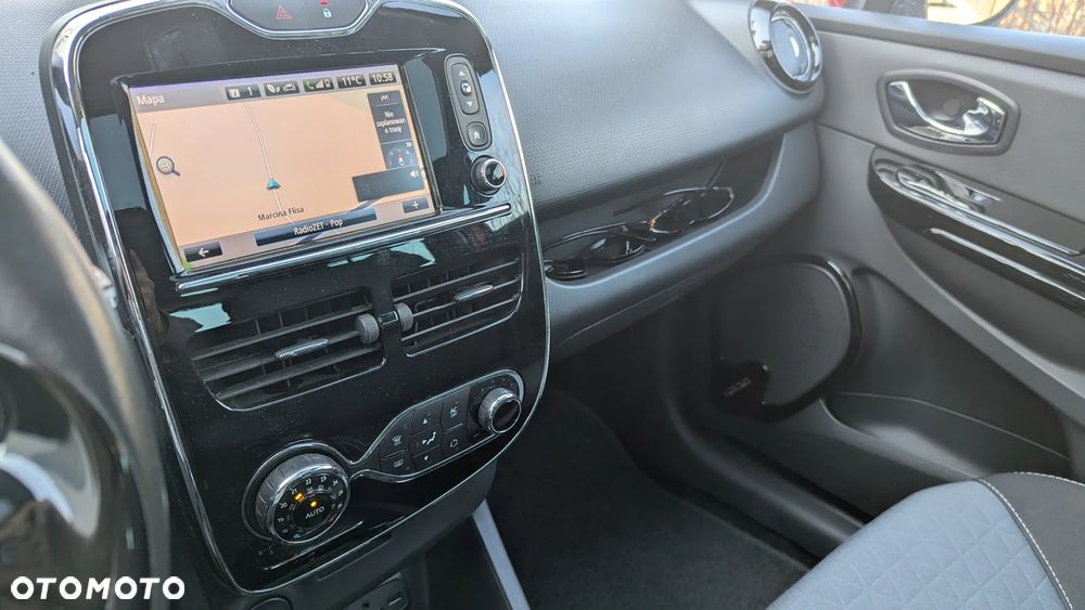 Renault Clio - 10