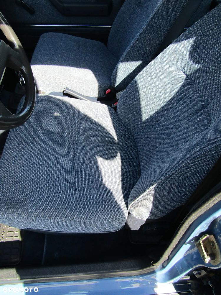 Volvo Seria 200 - 22