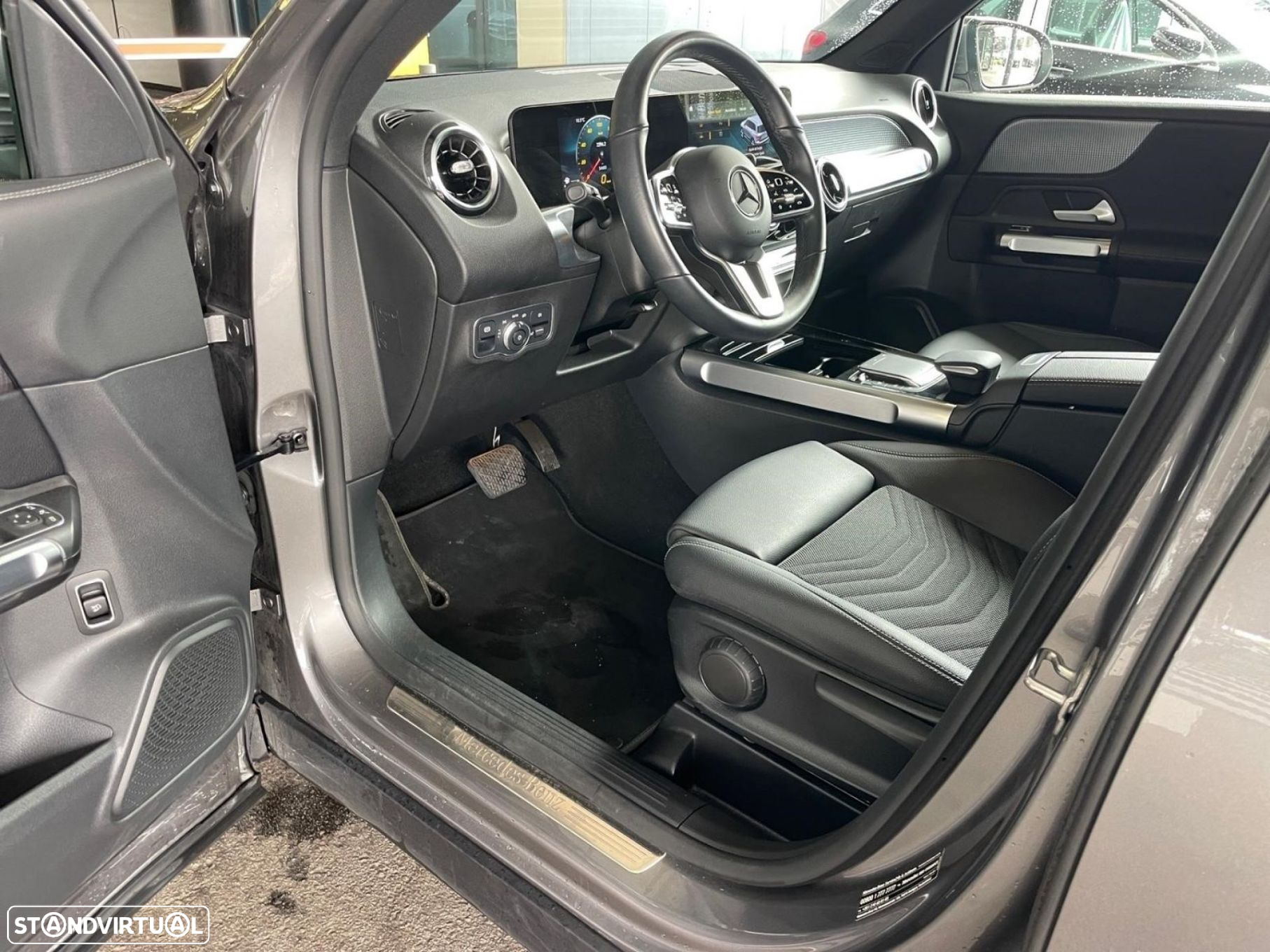 Mercedes-Benz GLB 200 d Progressive - 13