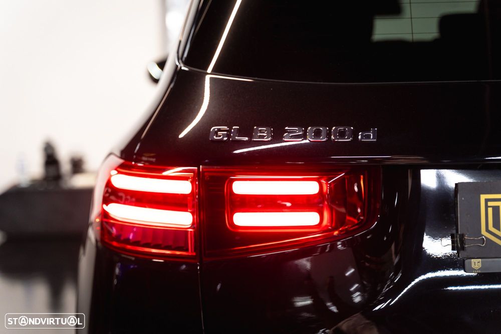 Mercedes-Benz GLB 200 d 8G-DCT Progressive Advanced - 27