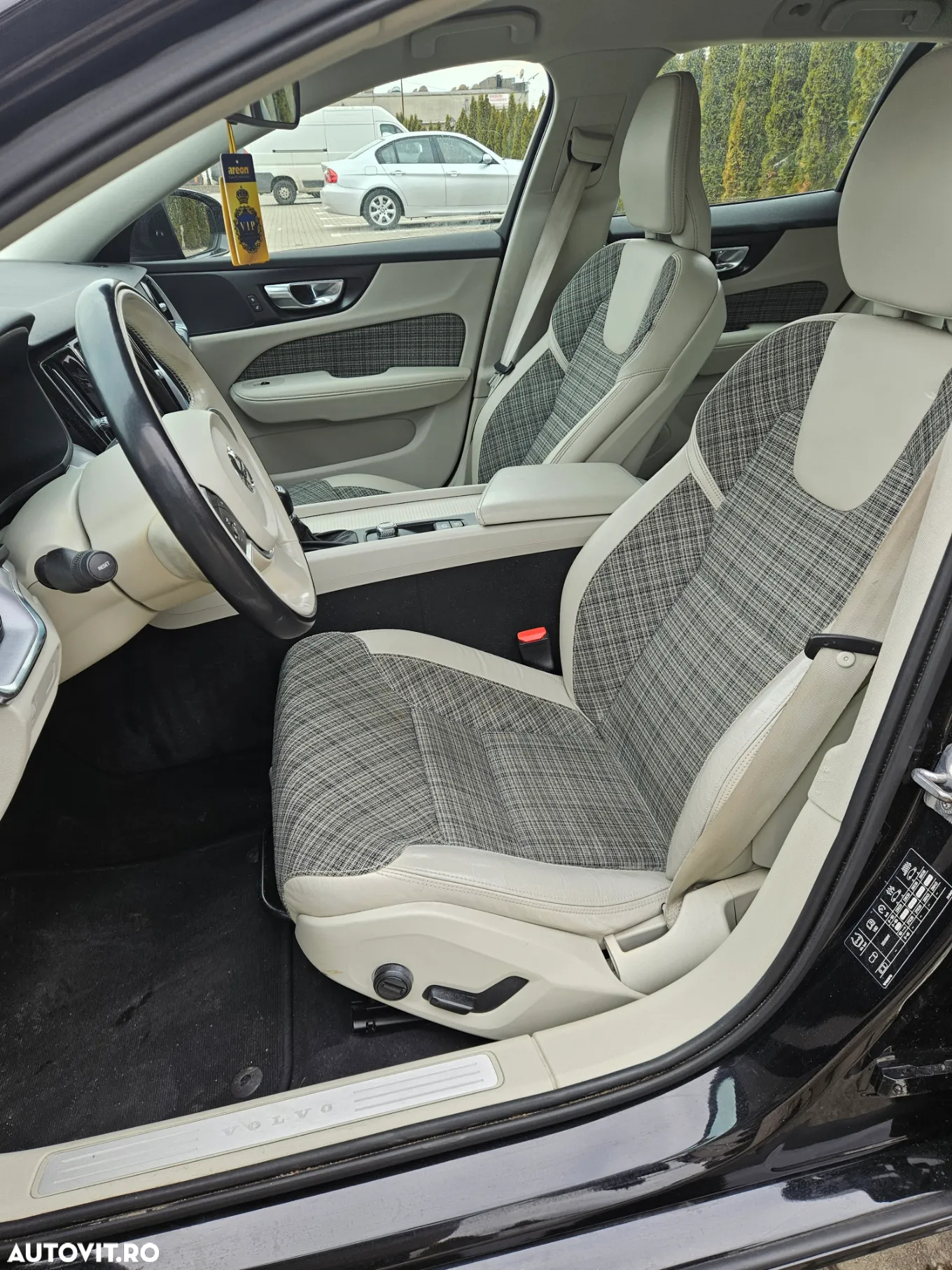 Volvo V60 D3 DRIVe Momentum - 6