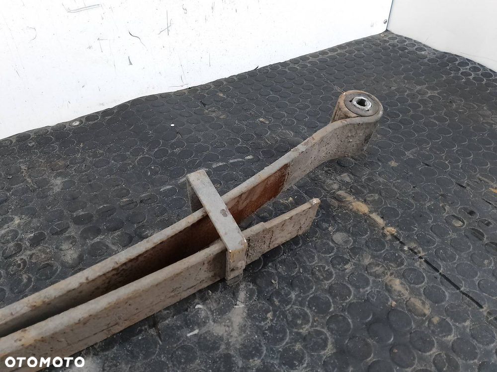 RESOR TYŁ RENAULT MASTER II 2.5 DCI - 6