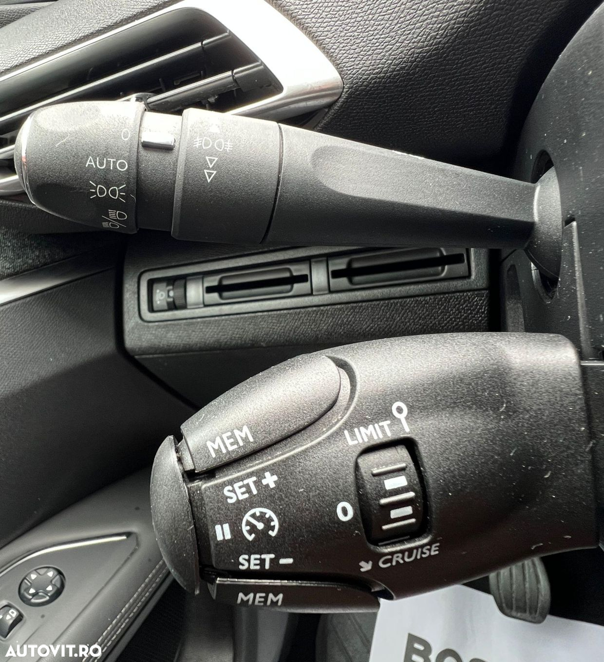 Peugeot 3008 - 24