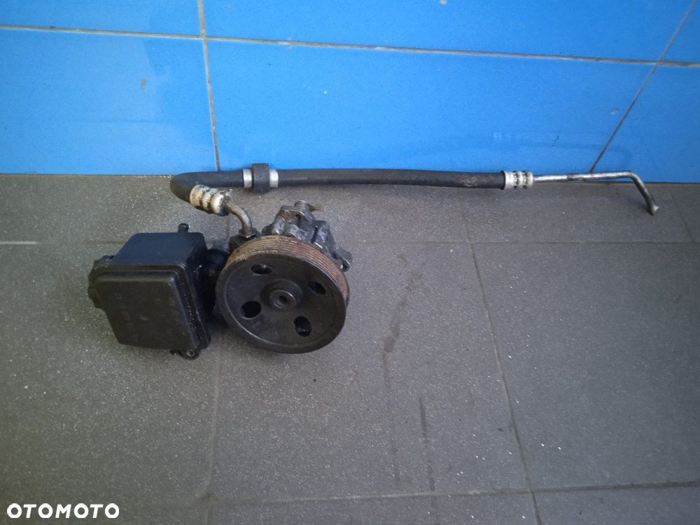 Pompa Wspomagania Mercedes W210 A0004600183 - 2