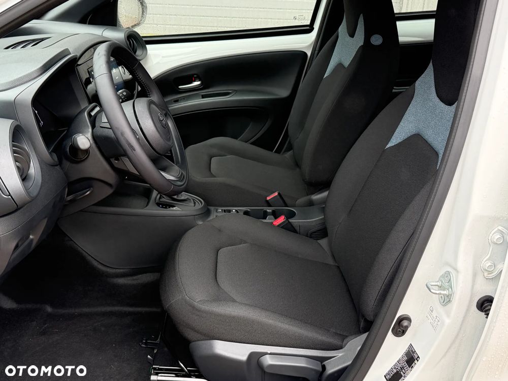 Toyota Aygo X - 14