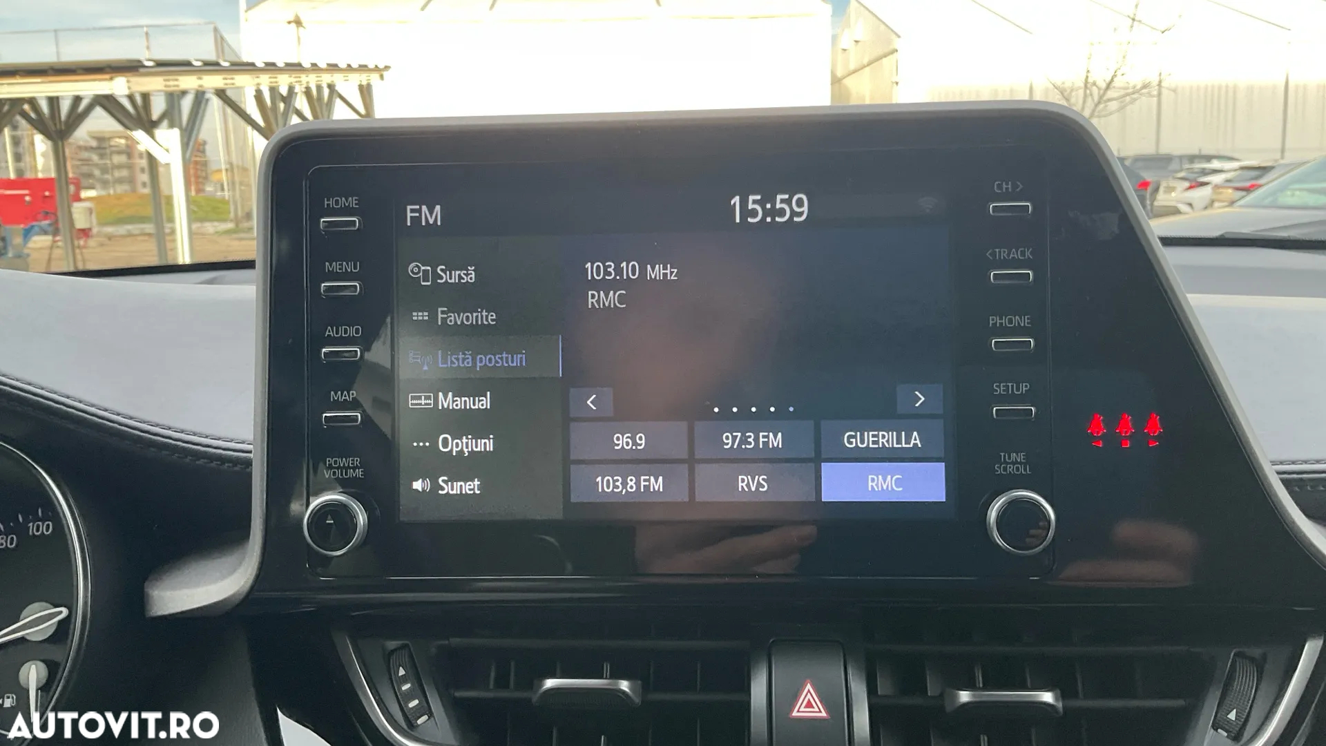 Toyota C-HR - 32