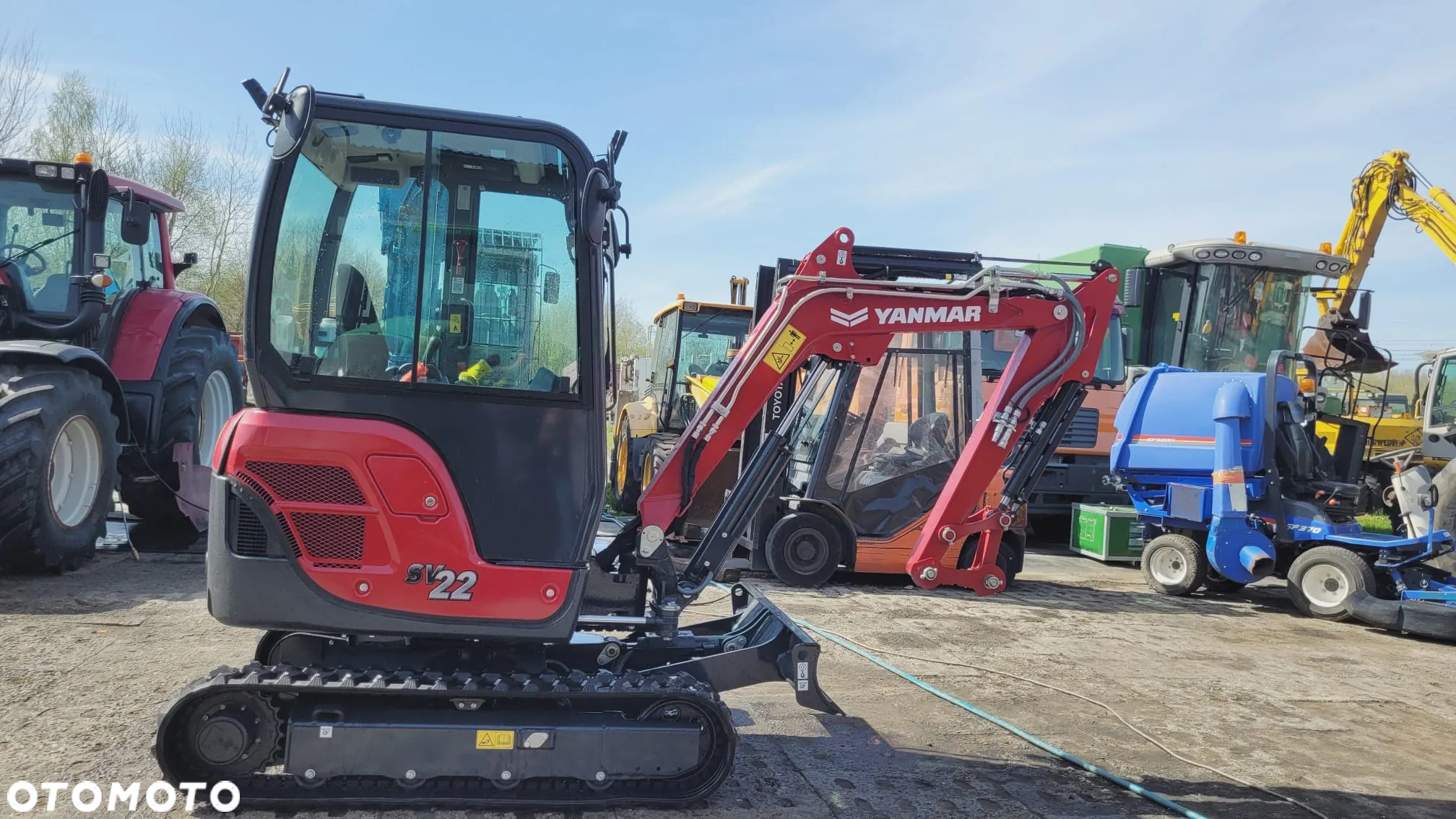 Yanmar SV22 - 14