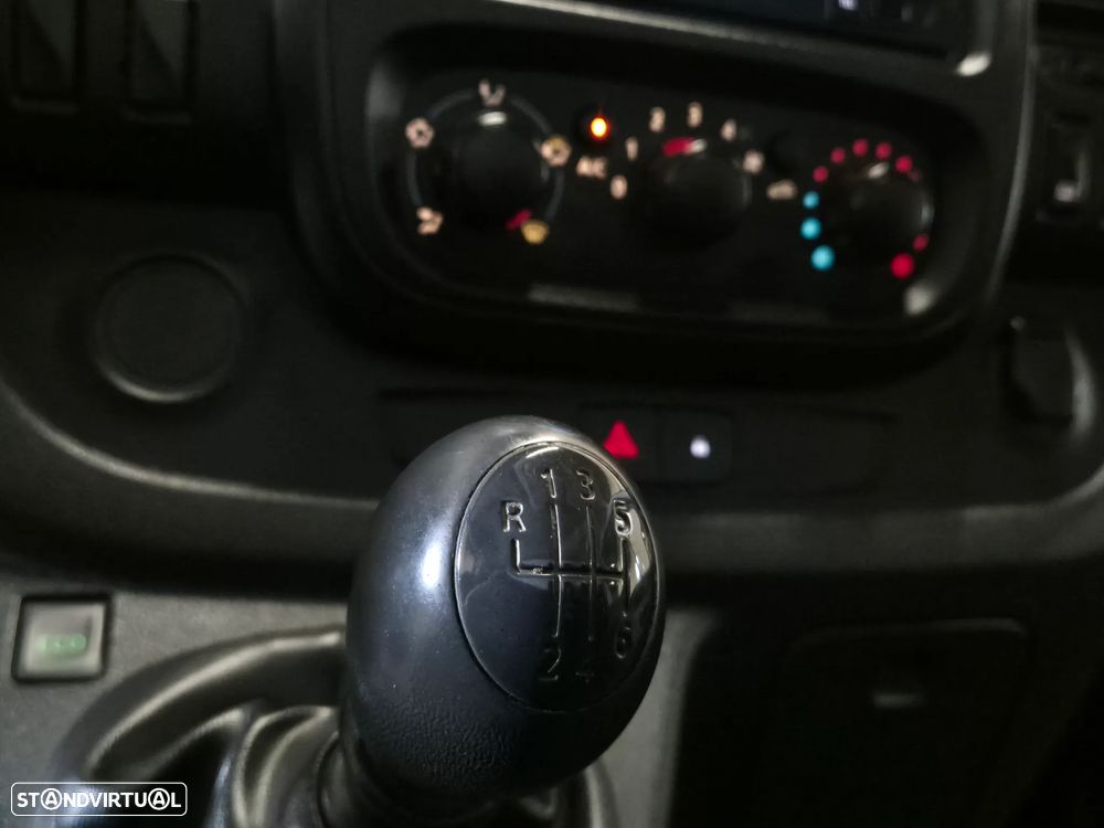 Renault Trafic 1.6 dCi L1H1 - 30