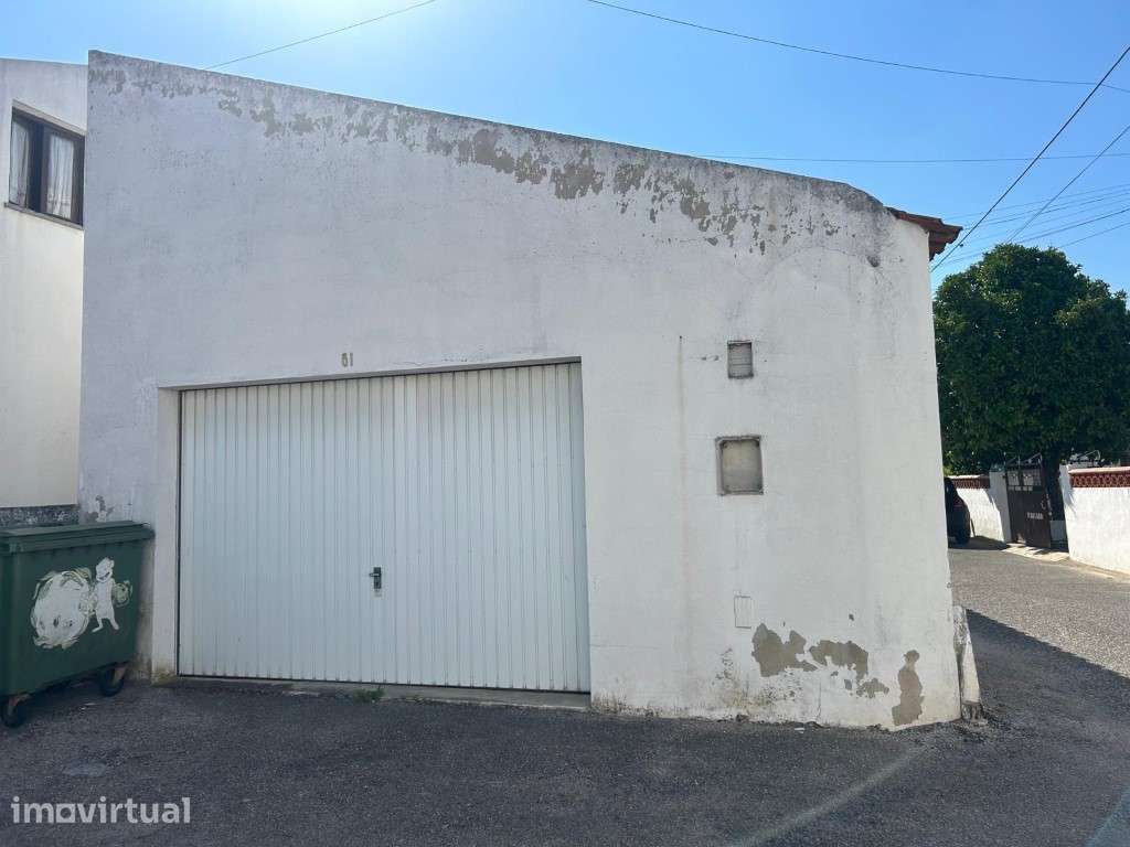 Garagem - Grande imagem: 2/12