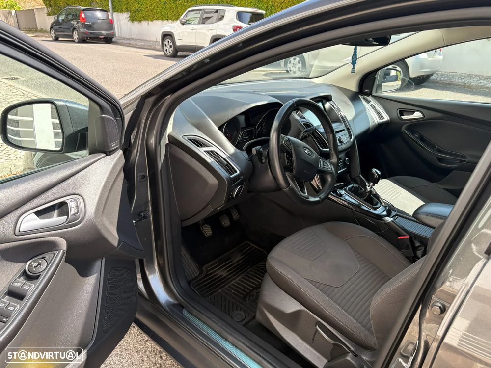 Ford Focus SW 1.5 TDCi Titanium - 5