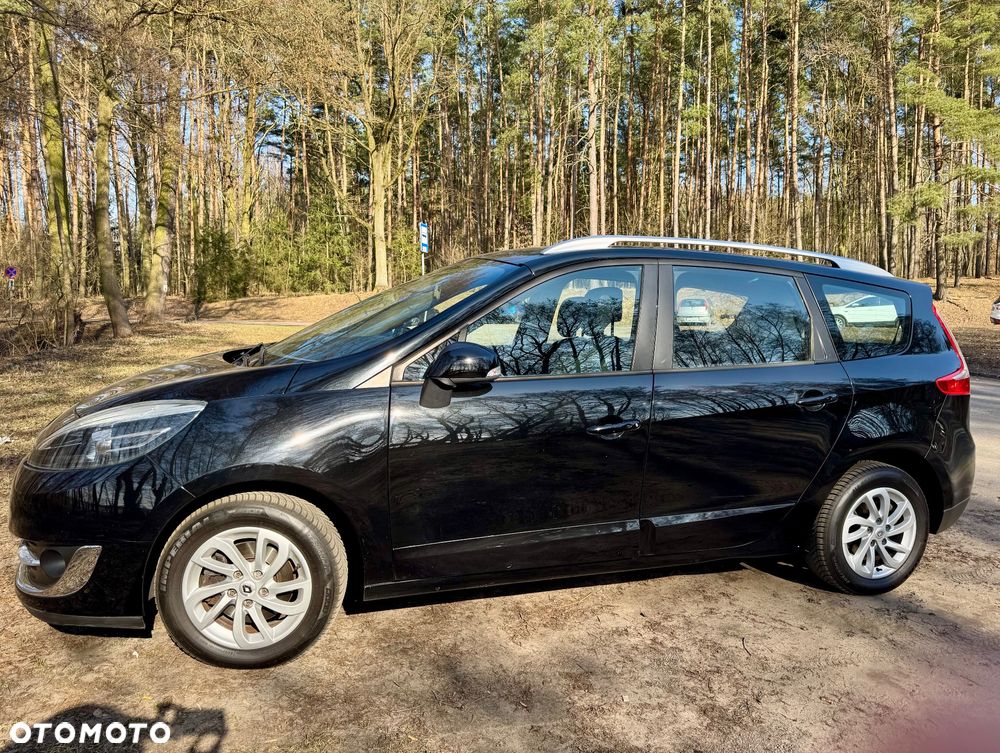 Renault Grand Scenic - 1