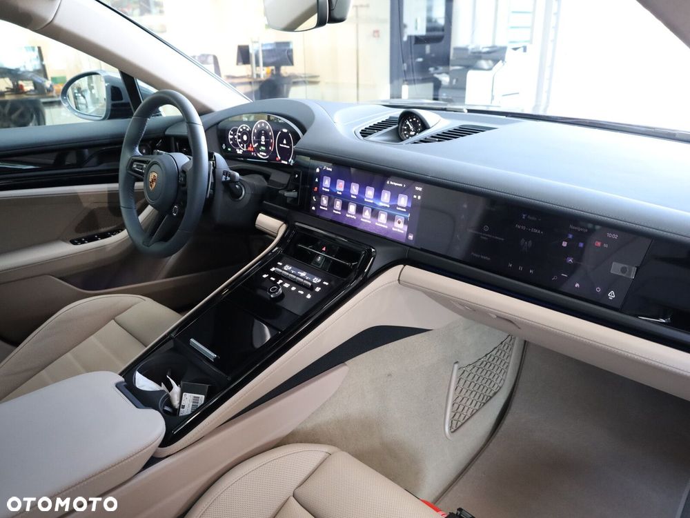 Porsche Panamera - 13