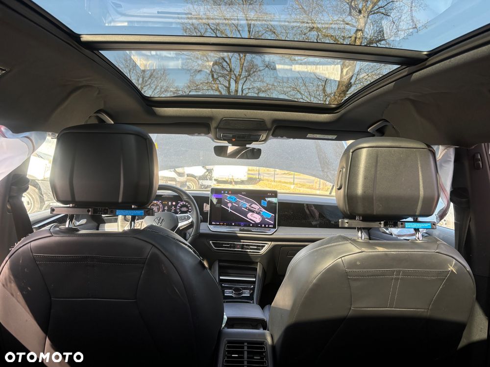 Volkswagen Tiguan - 9