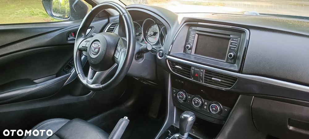 Mazda 6 - 8