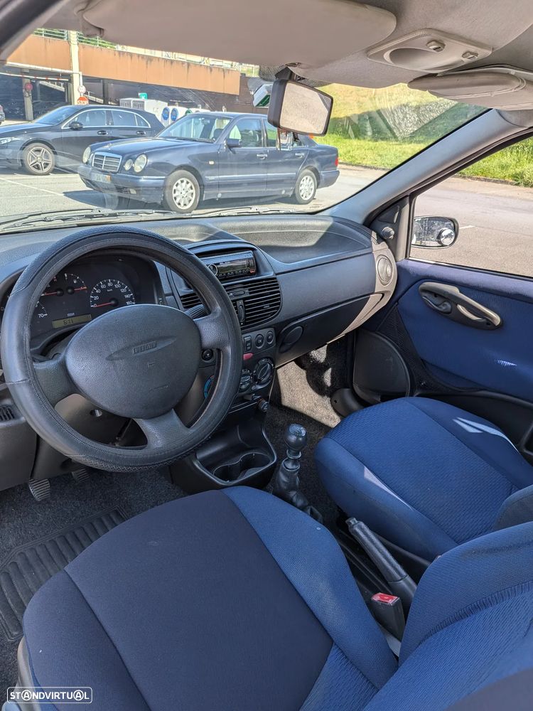 Fiat Punto 1.2 16V ELX - 21