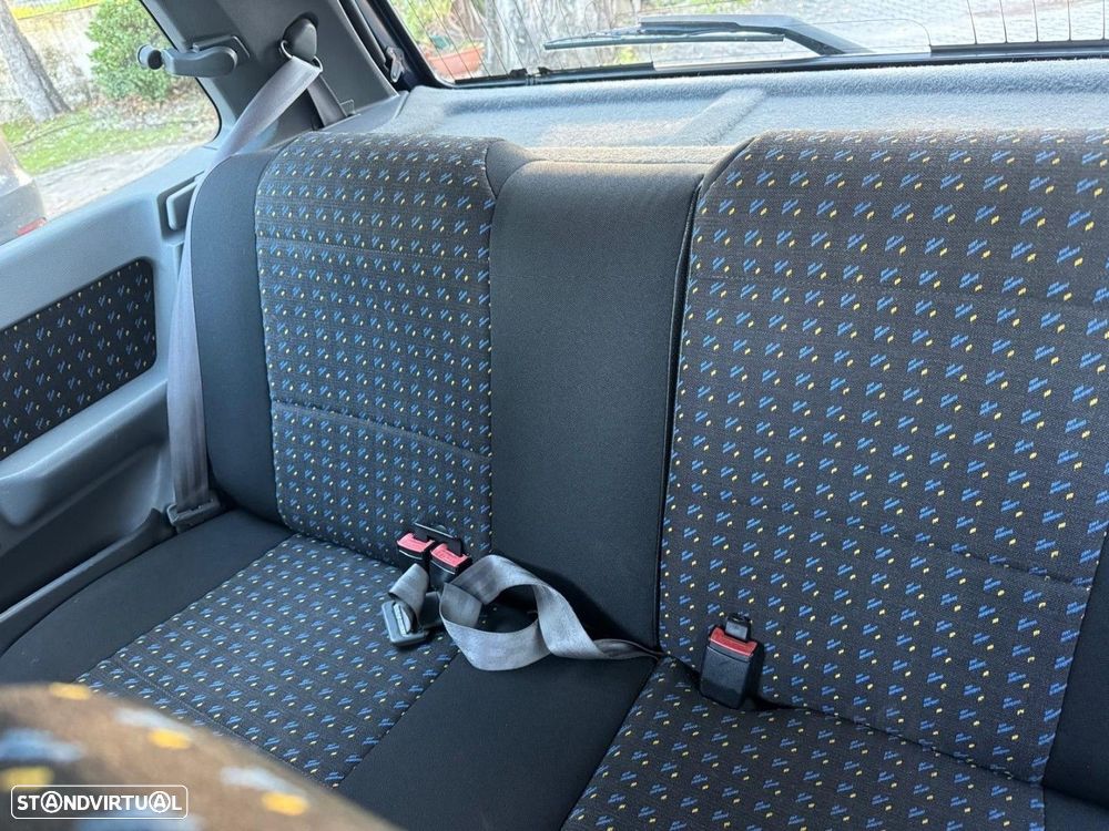 Renault Clio 1.8 16V - 13