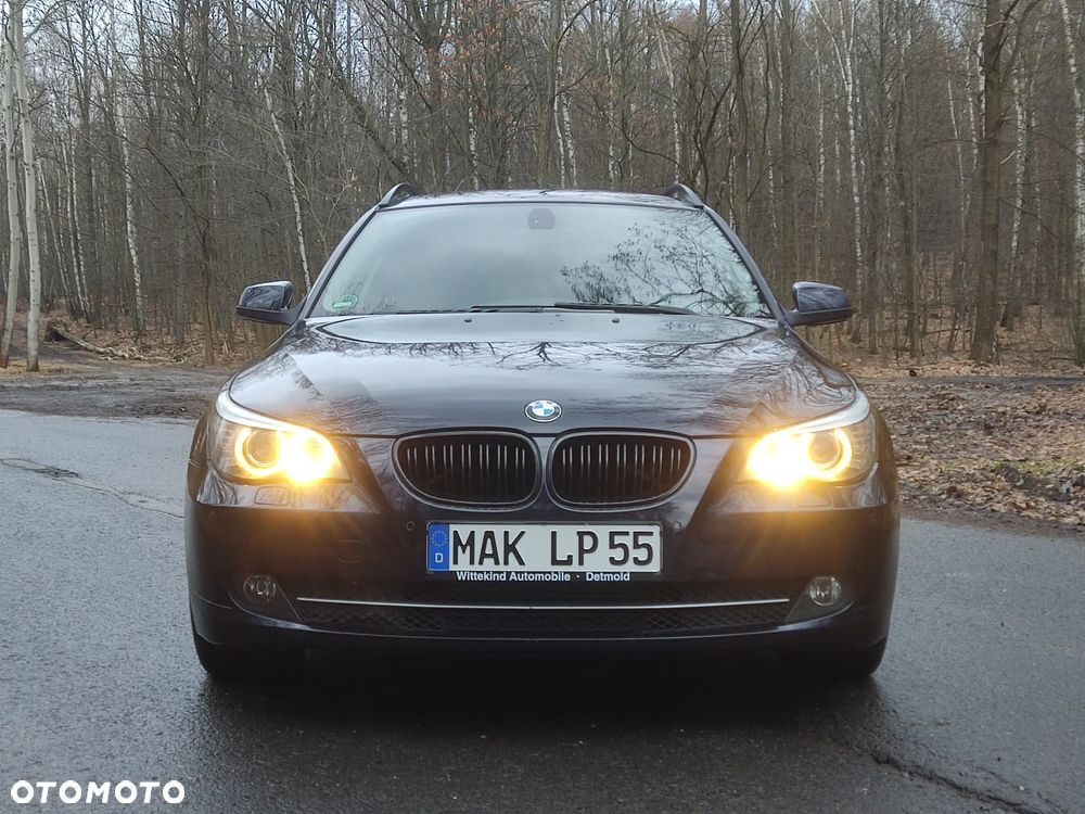 BMW Seria 5 520d Edition Exclusive - 7