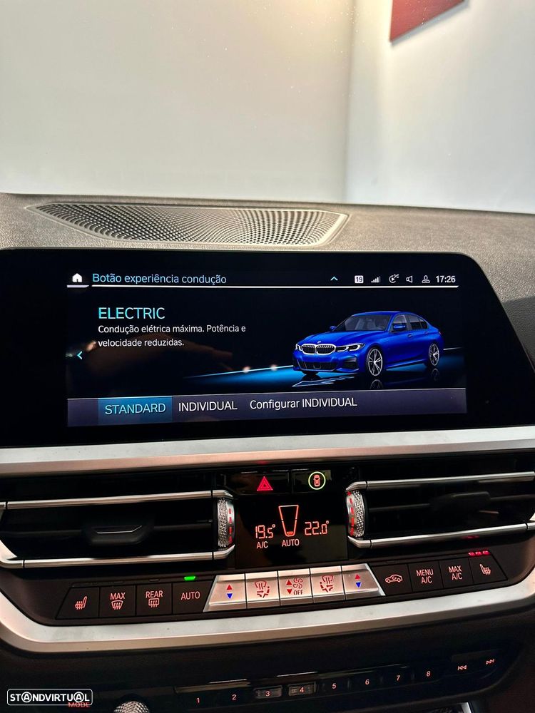 BMW 330 e Aut. M Sport - 26