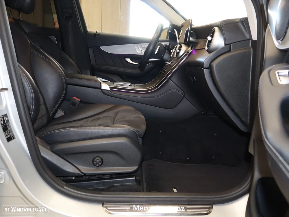 Mercedes-Benz GLC 300 d 4Matic 9G-TRONIC AMG Line - 19