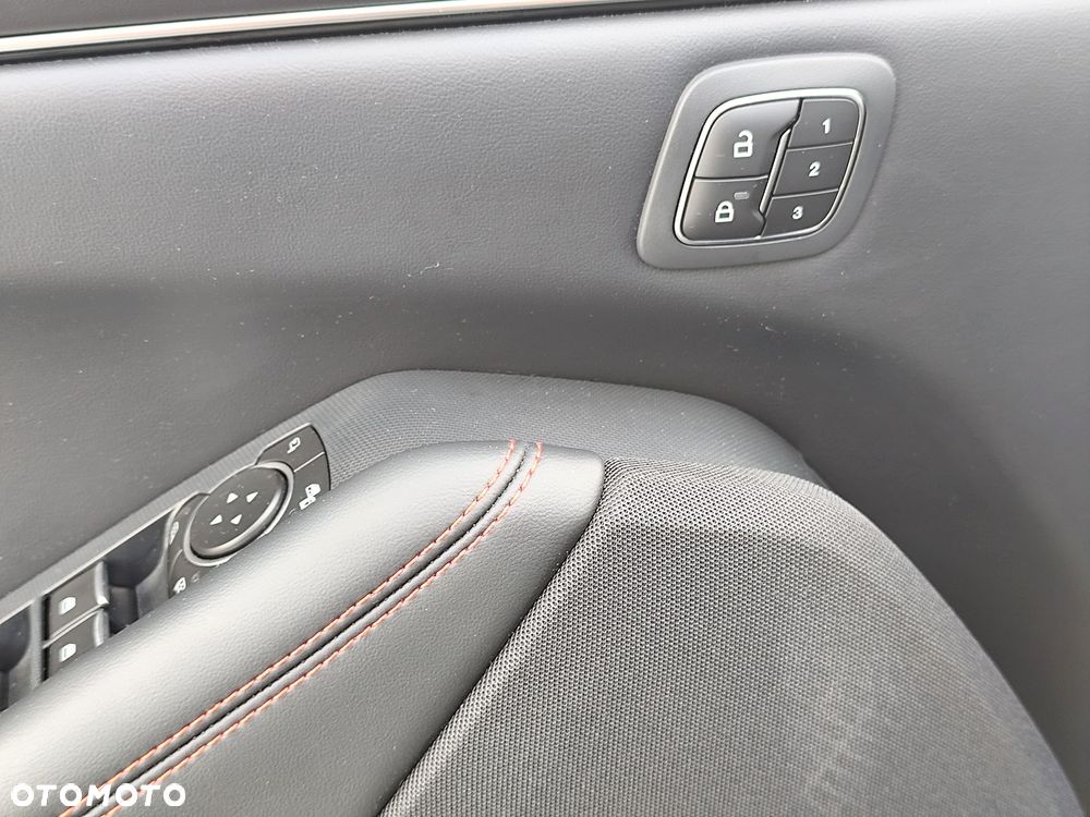 Ford Mustang Mach-E AWD PREMIUM - 15