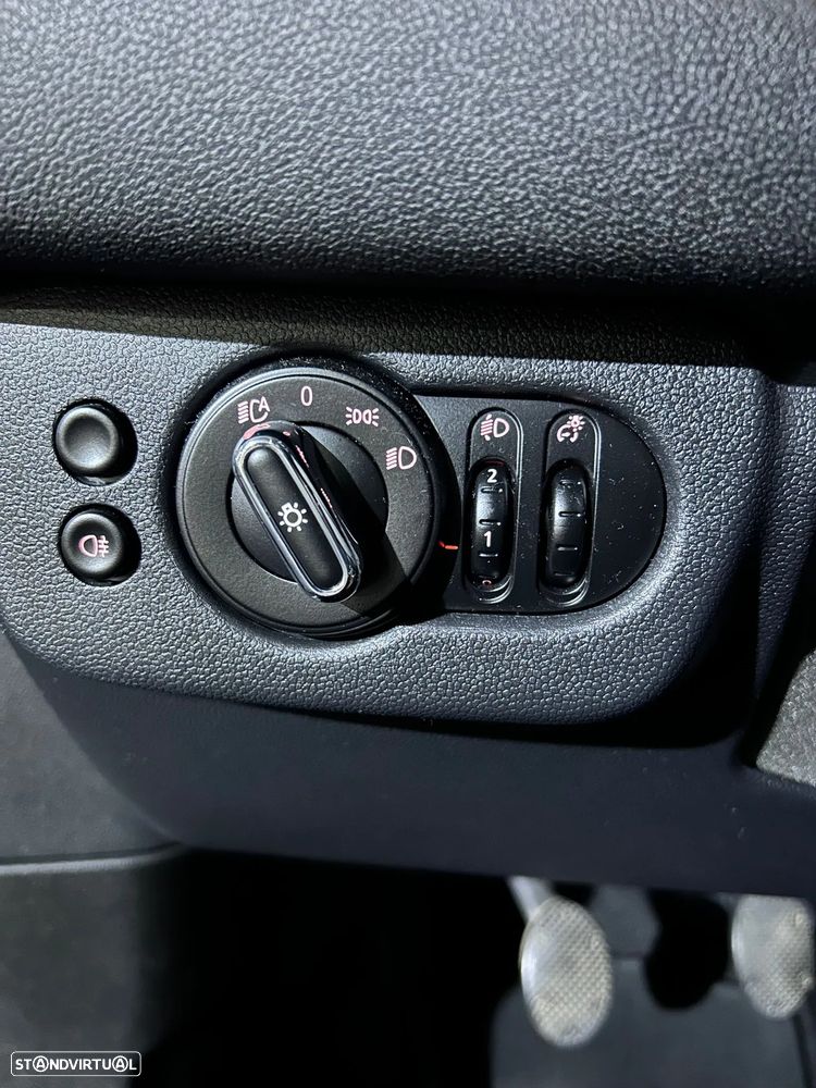 MINI Clubman One D - 29