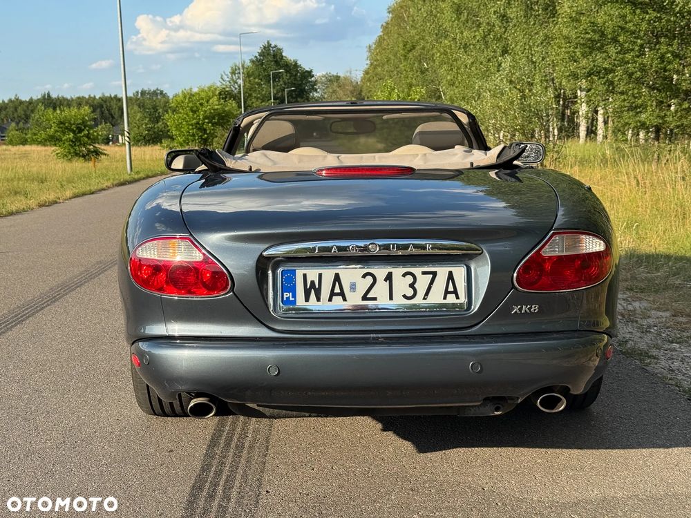 Jaguar XK8 - 5