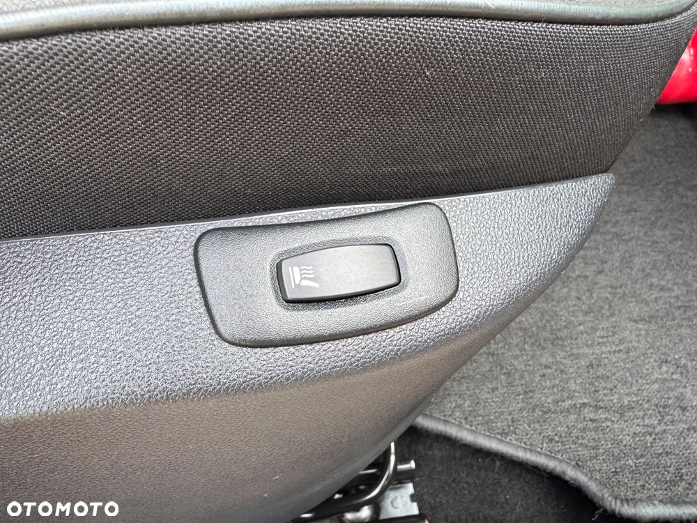 Renault Captur ENERGY TCe 120 EDC Experience - 27