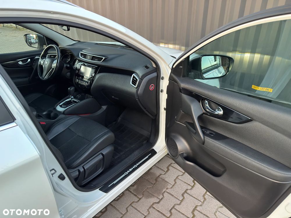Nissan Qashqai 1.6 Tekna CVT - 16
