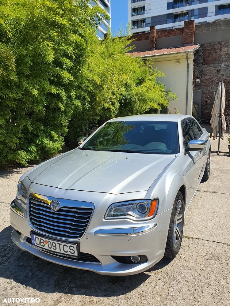 Lancia Thema 3.0 V6 CRD 24V Automatik Platinum - 29