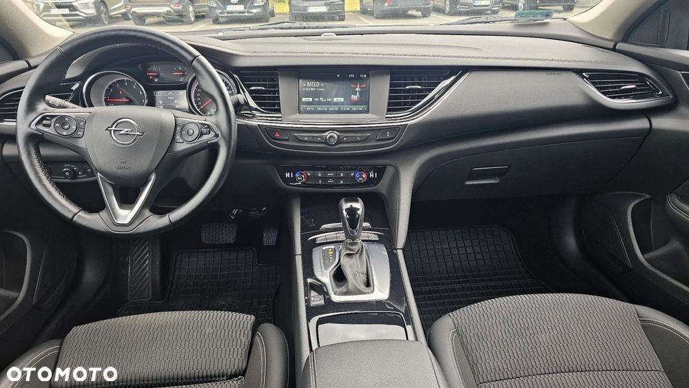 Opel Insignia 1.5 T Elite S&S - 9
